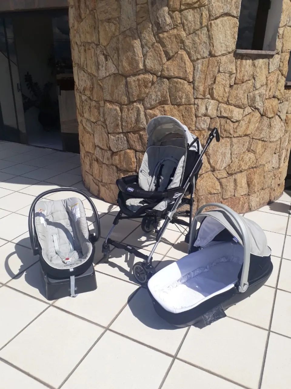  Trio Chicco Living Smart - Carrinho, Bebê conforto e Moisés - Foto 5