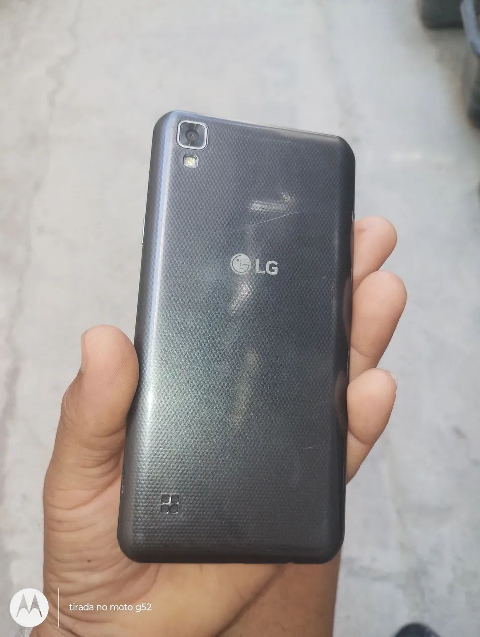 Celular LG K200 semi novo  - Foto 2