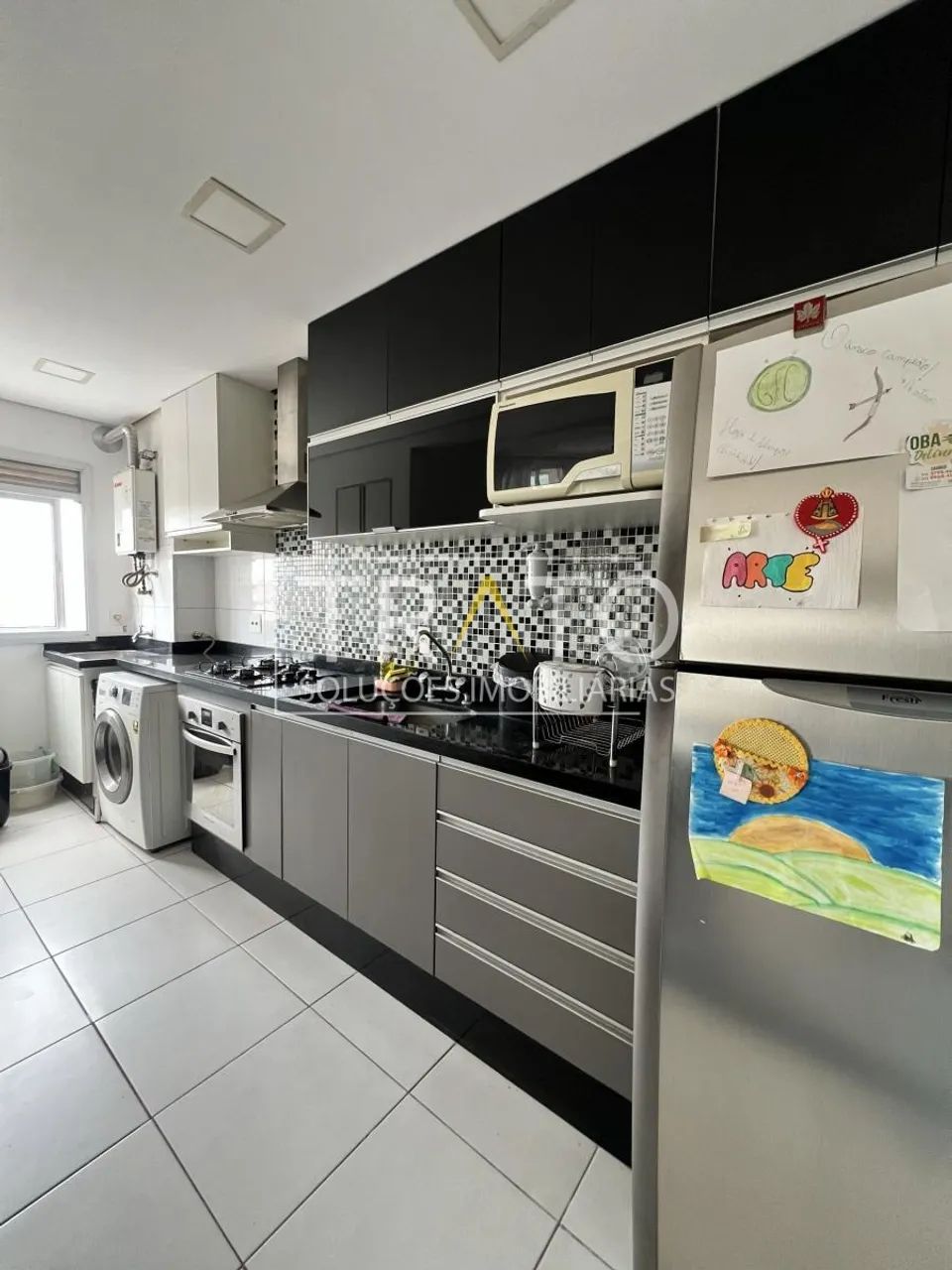 Apartamento Mobiliado com 2 Suítes - Foto 4