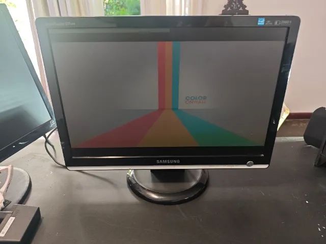 Monitor Samsung SyncMaster 933SN Plus 18.5" - COM DEFEITO