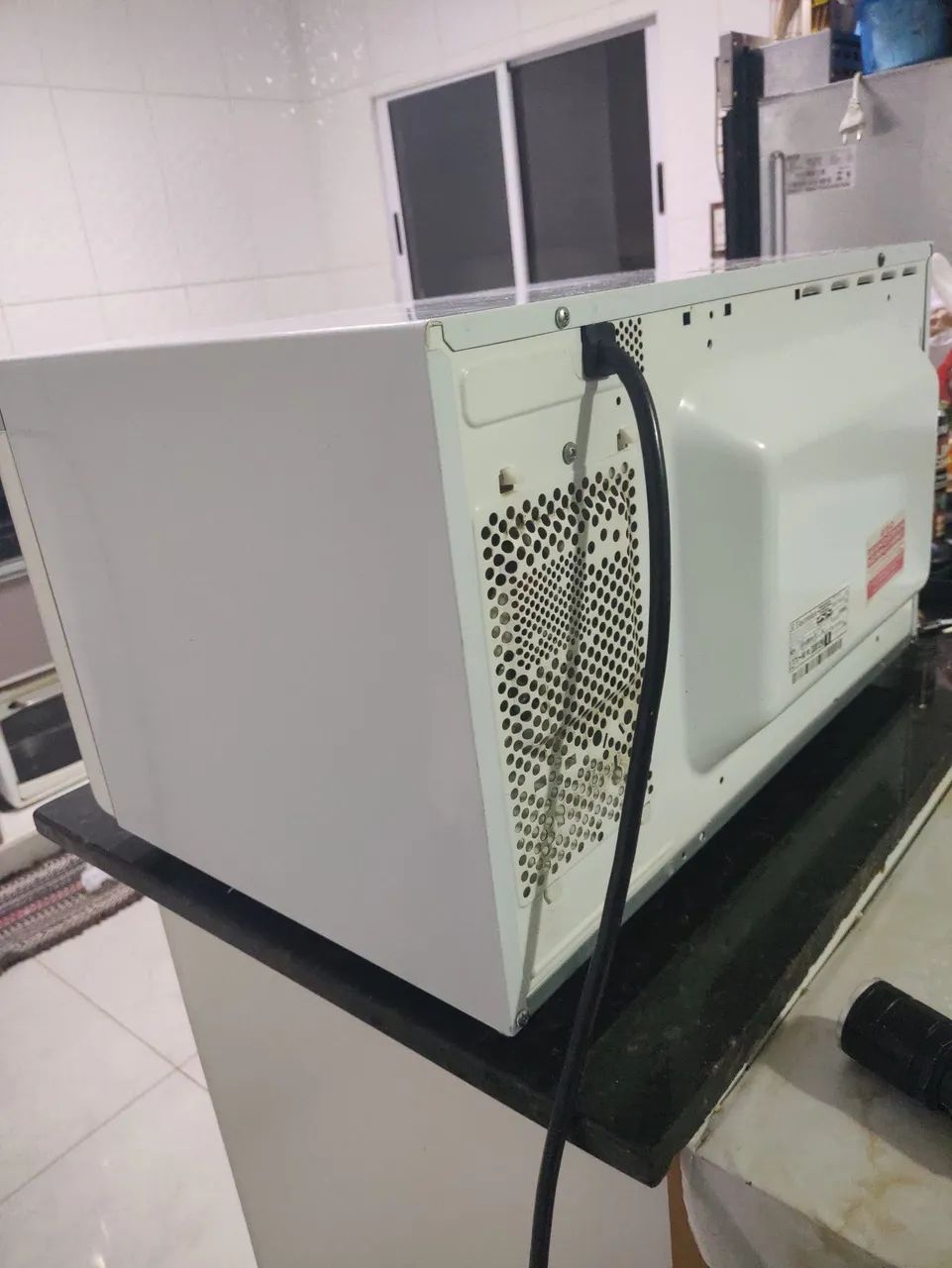 Microondas Eletrolux 31 LT - Foto 5