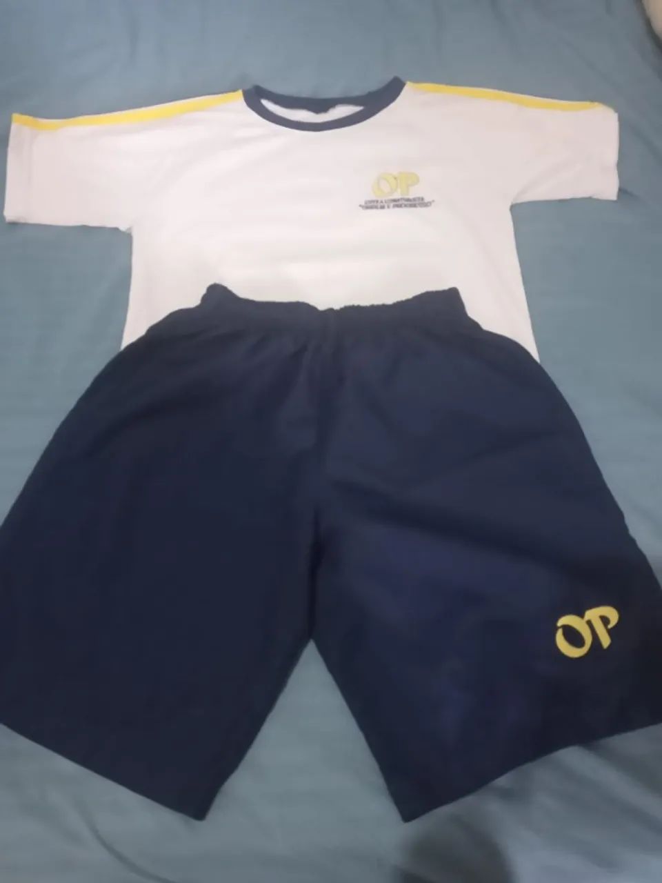 Uniforme Escolar Ordem e Progresso Completo Tamanho 8 Anos