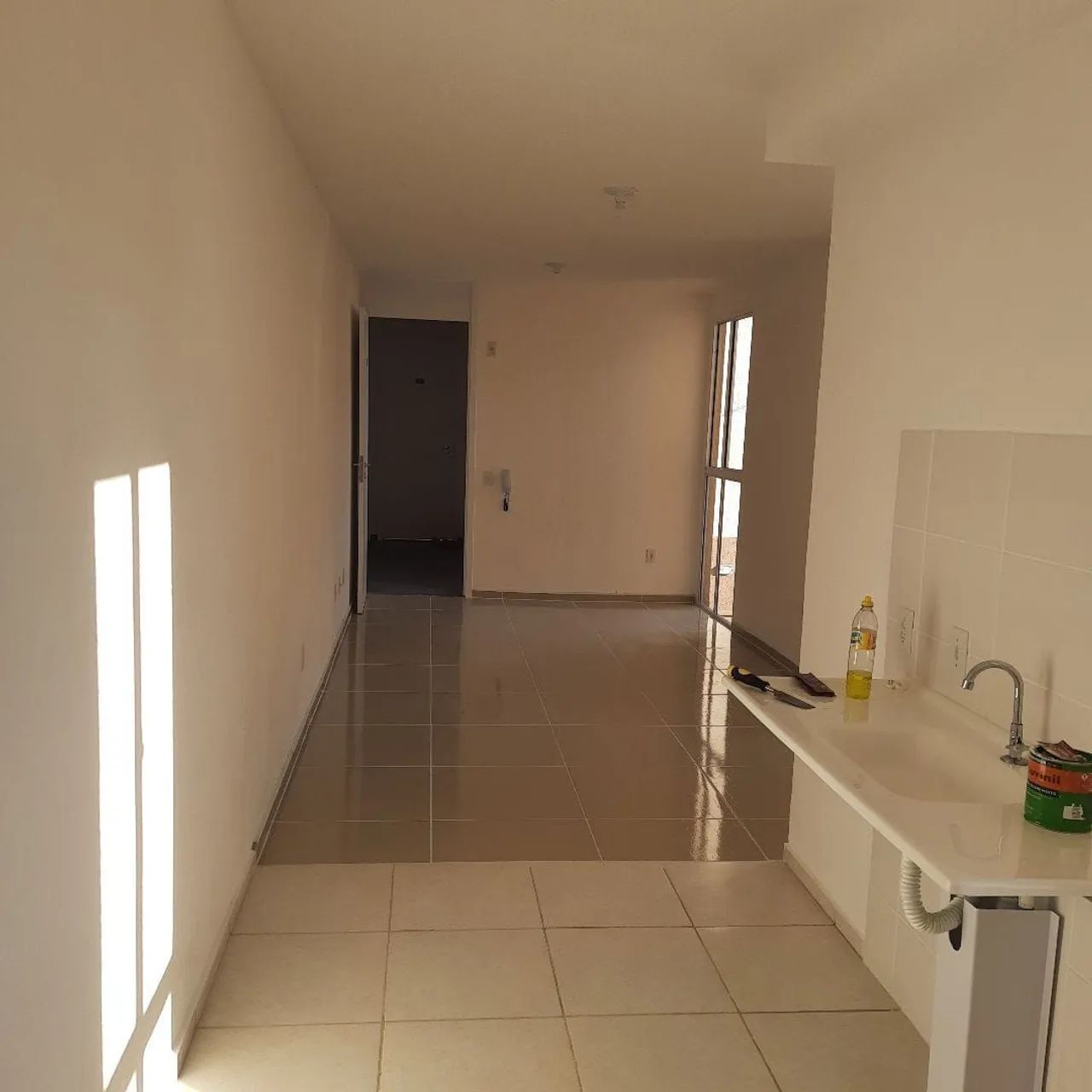 ALUGA-SE 01 APARTAMENTO NO SEGUNDO ANDAR - Foto 2