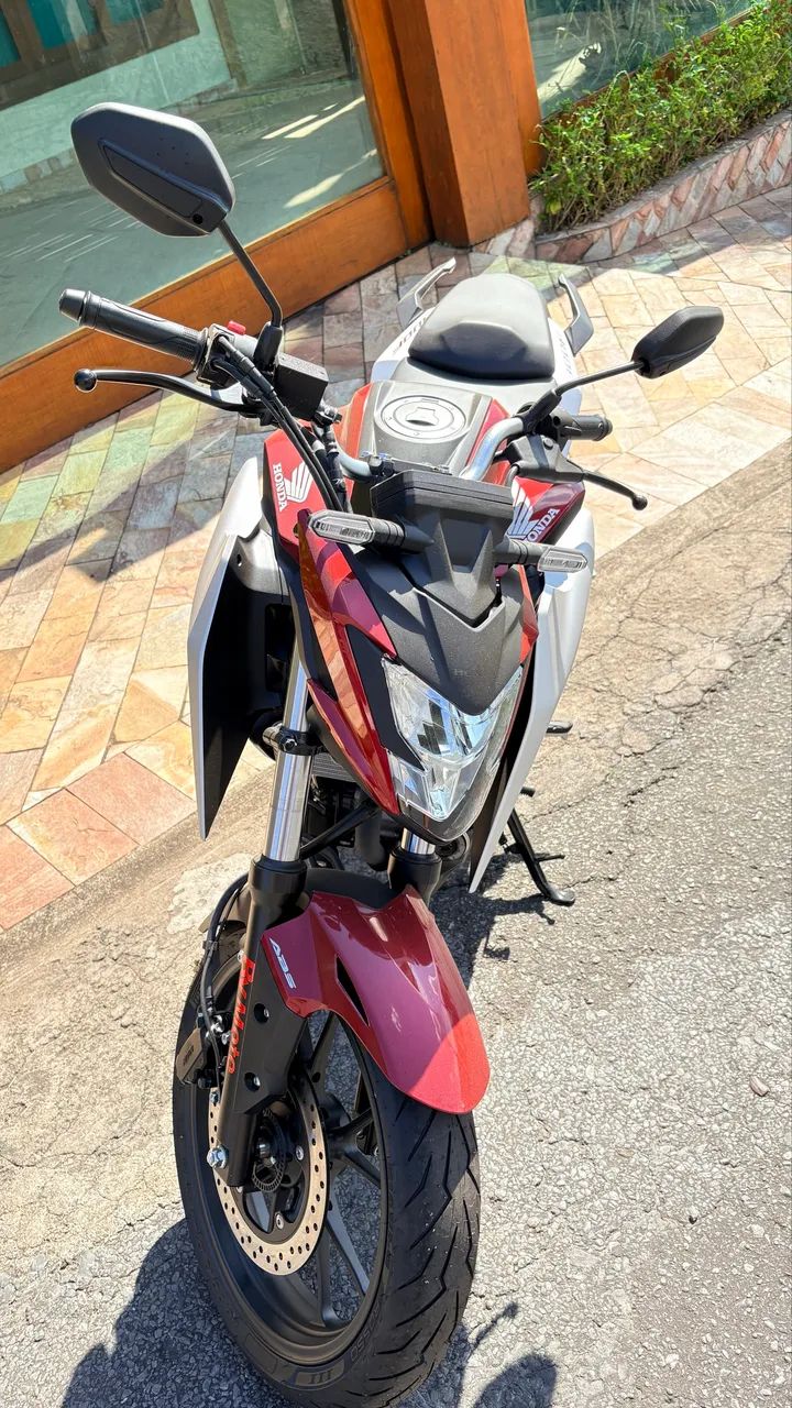 Vendo Honda CB300f ABS - Foto 3