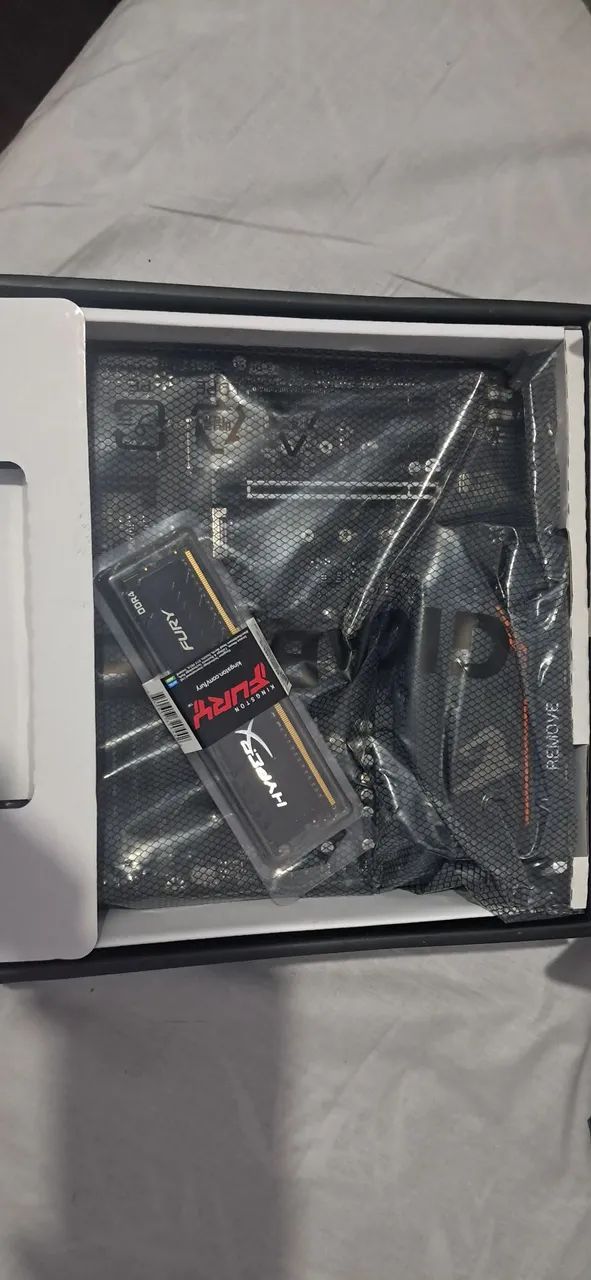 Placa-Mãe: Gigabyte B550M Aorus Elite - Foto 2