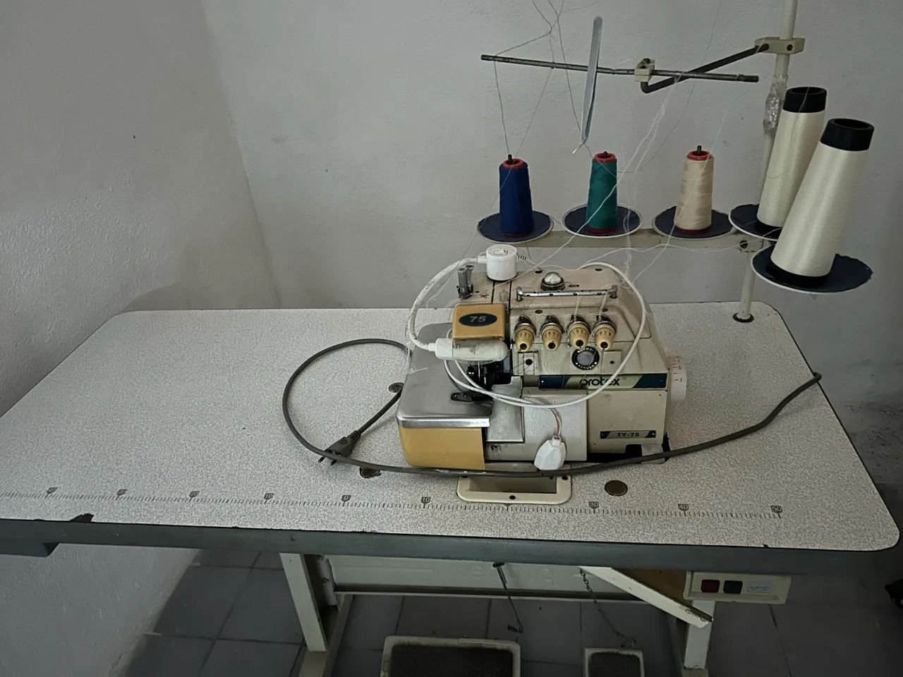 Máquina industrial interlock