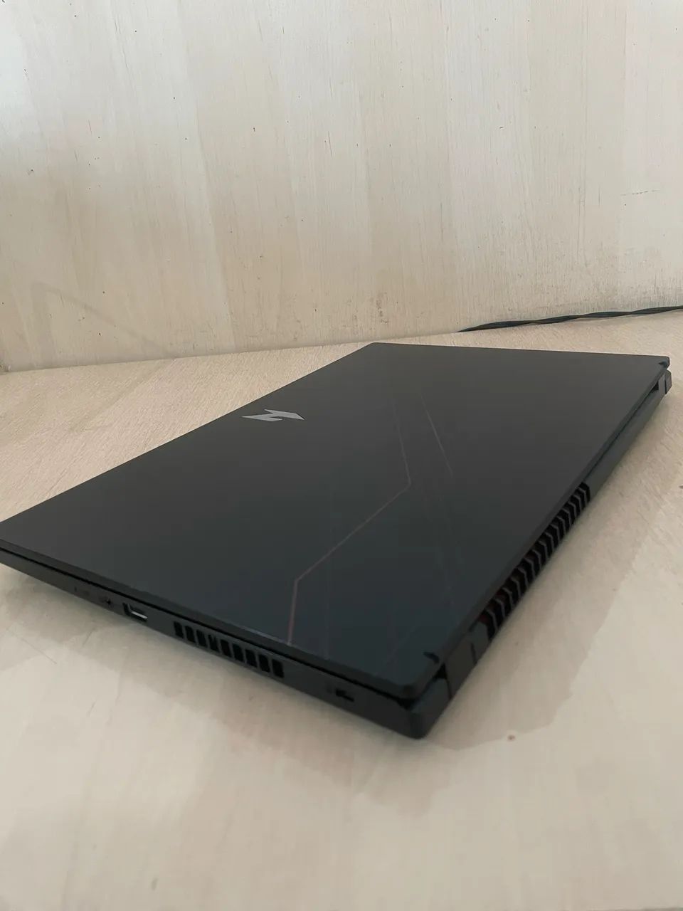 Acer Nitro V15 - Foto 2