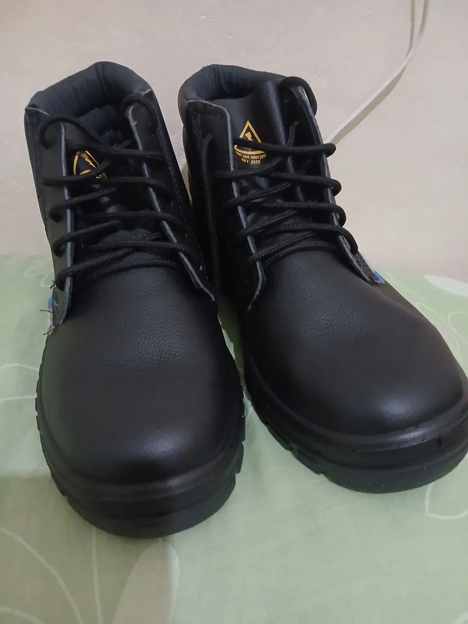 Bota de couro 41 preta
