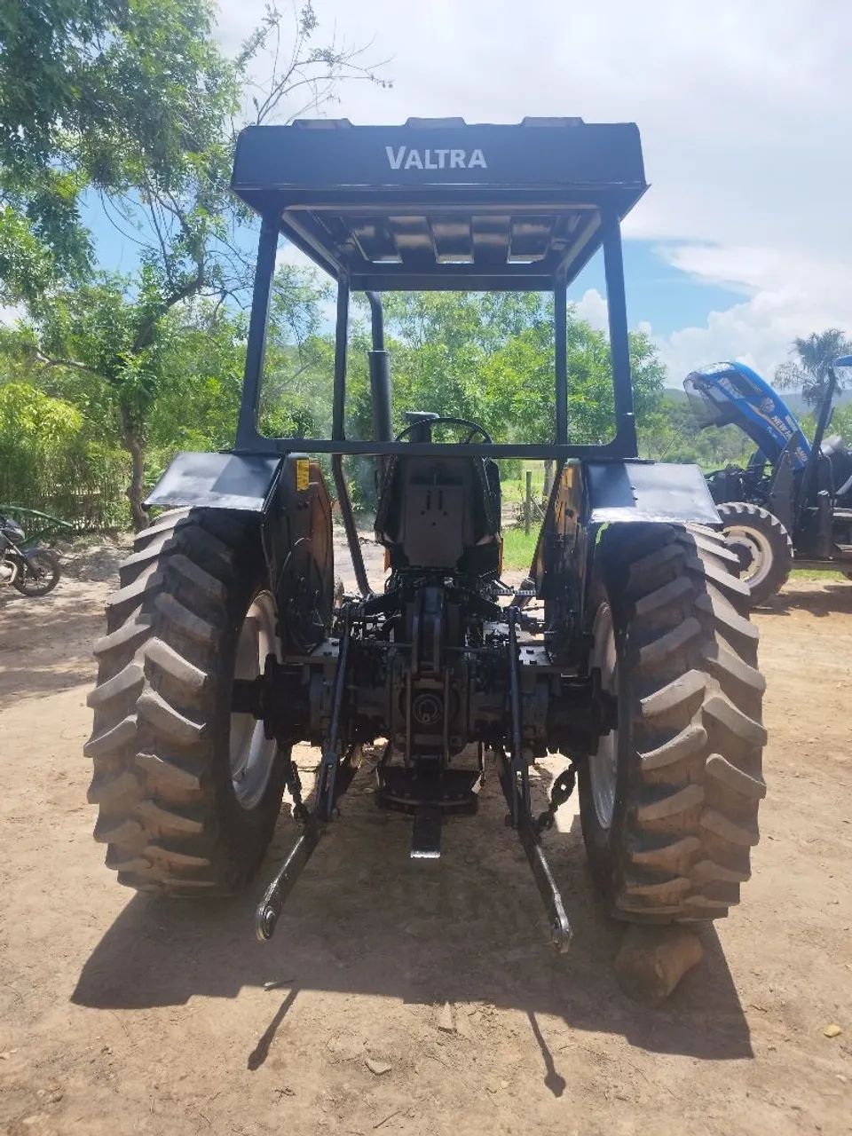 Trator  - Foto 4