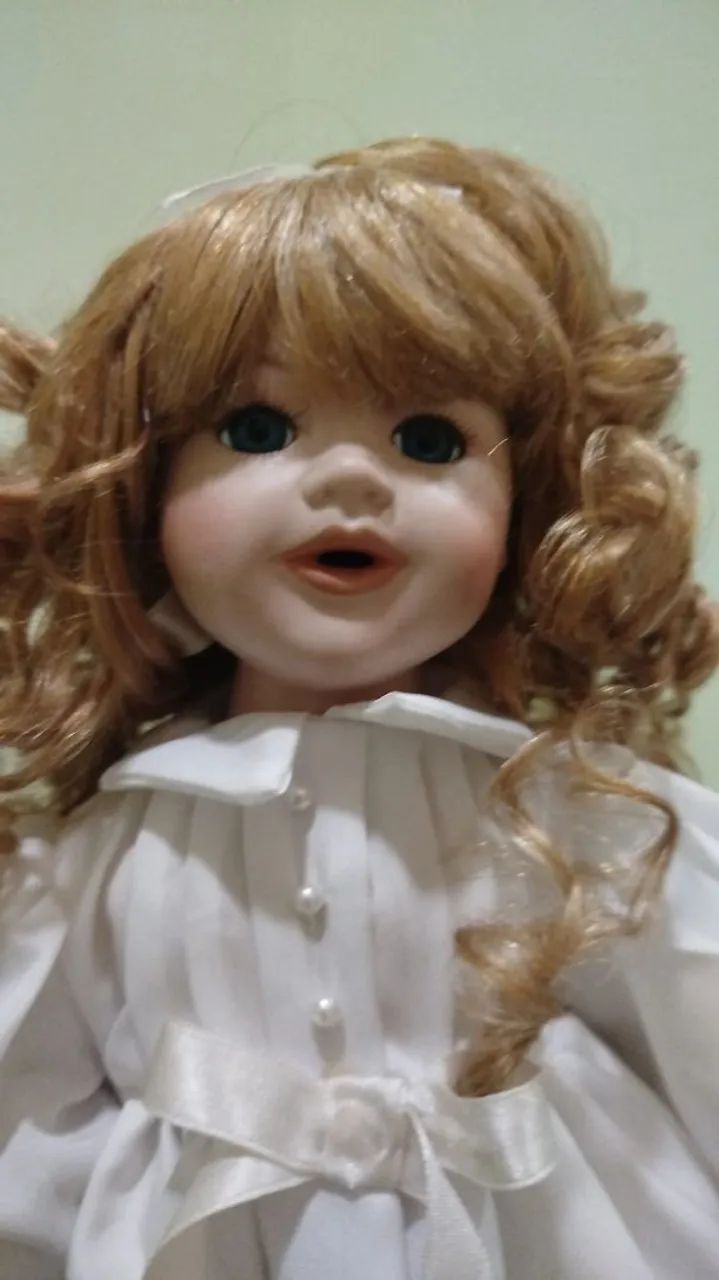 Boneca de porcelana Importada  - Foto 3