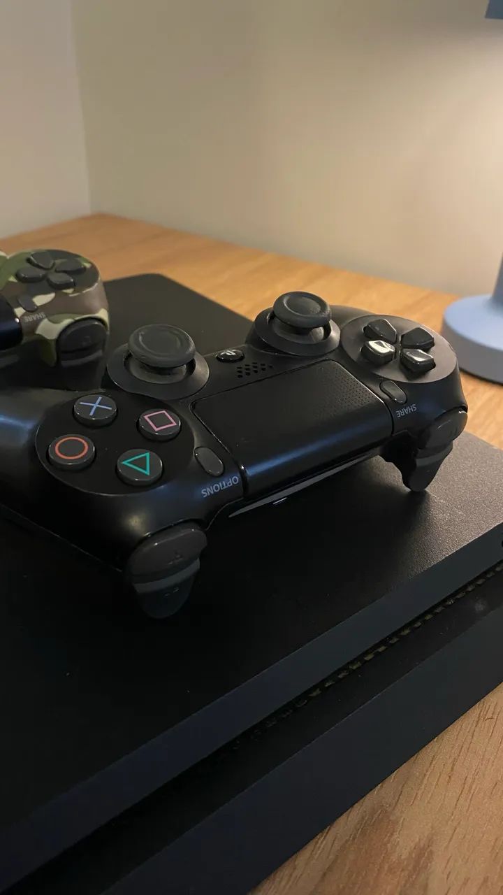 Ps4 Slim 500gb | 2 controles novos | Aceito troca em iphone - Foto 5