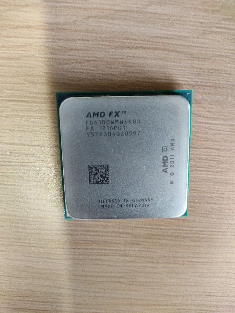 Processador AMD FX-6100 - usado, funcionando, ótimo estado