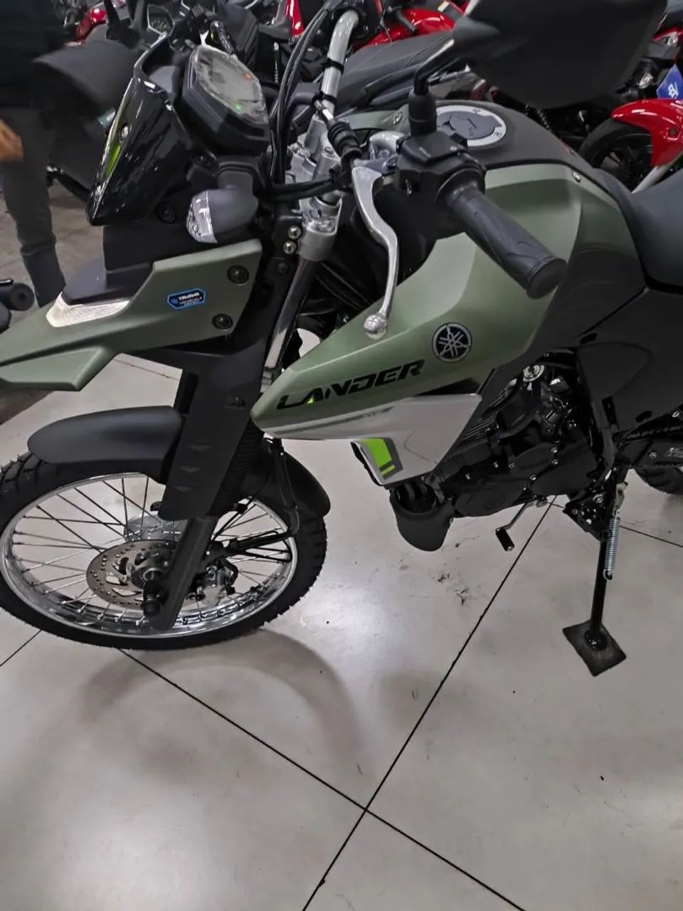 SUZUKI V-STROM 650 ADVENTURE - Foto 3