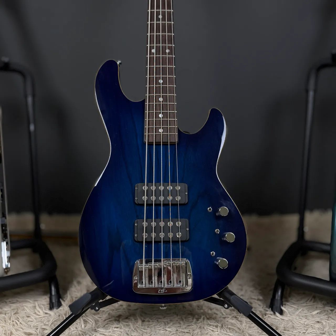 Baixo G&L L 2500 American