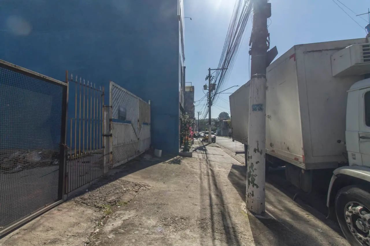 Terreno na Avenida Furtado de Mendonça, 60  250 m² - Foto 2