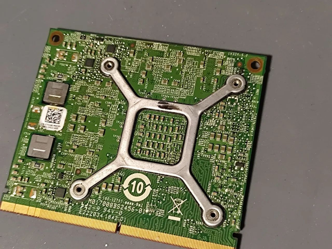 Placa de vídeo NVidia Quadro M2200M Dell precision - Foto 2