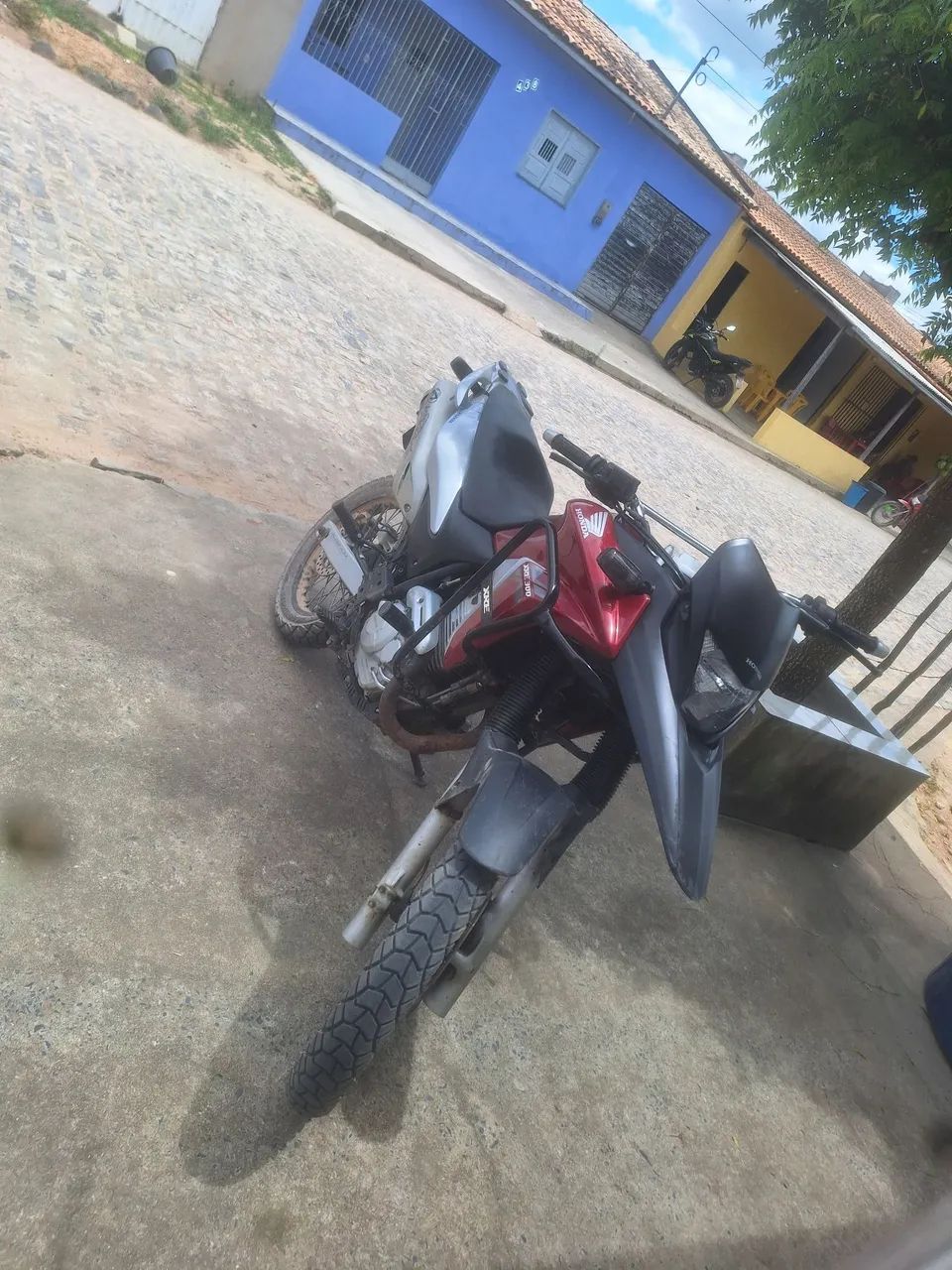 Vende- se xre 300 2015 qualquer dúvida so chamar - Foto 2