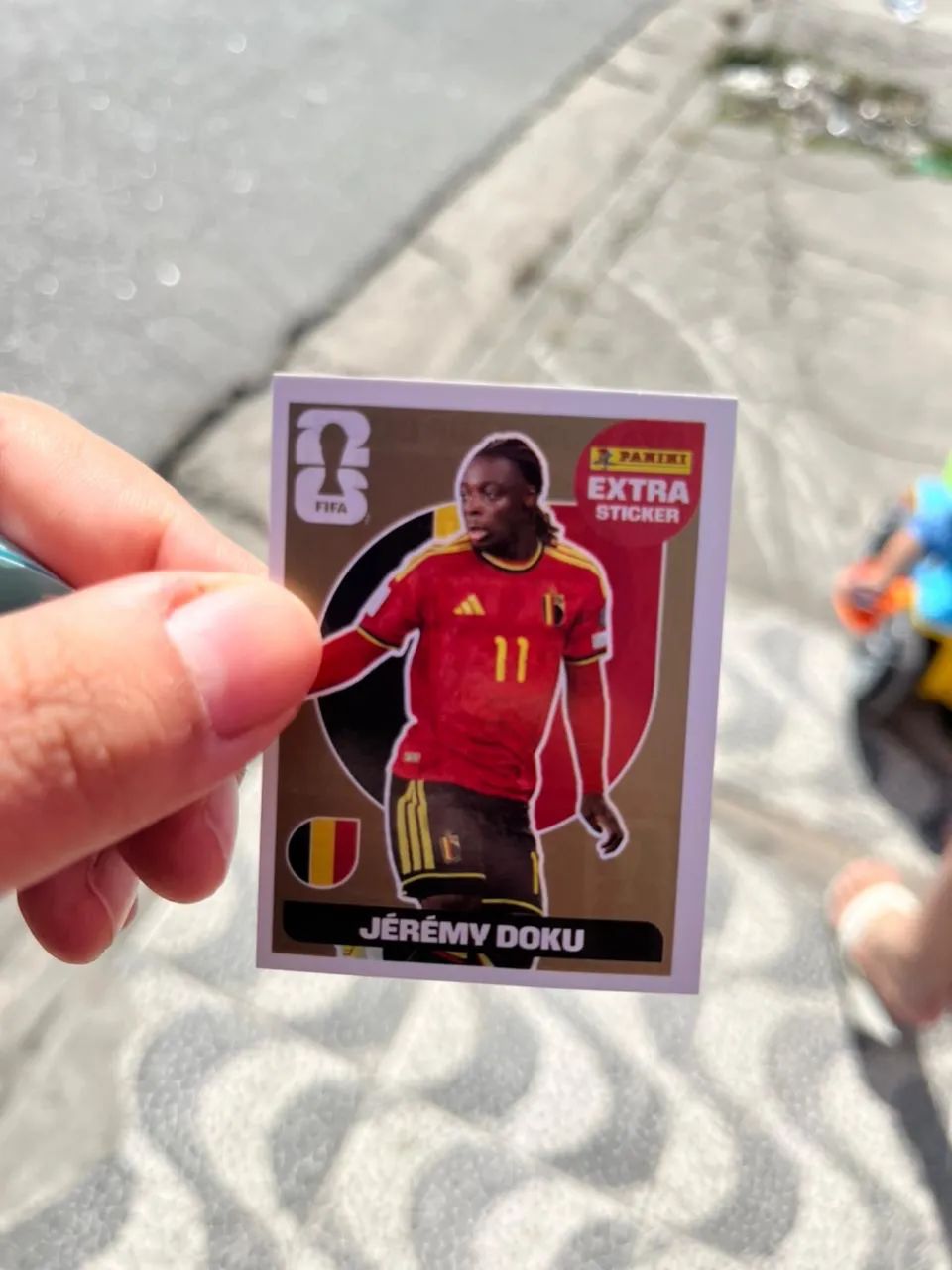 Figurinha JÉREMY DOKU OURO