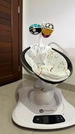 Cadeira de Balanço 4moms Mamaroo - Ótimo estado!