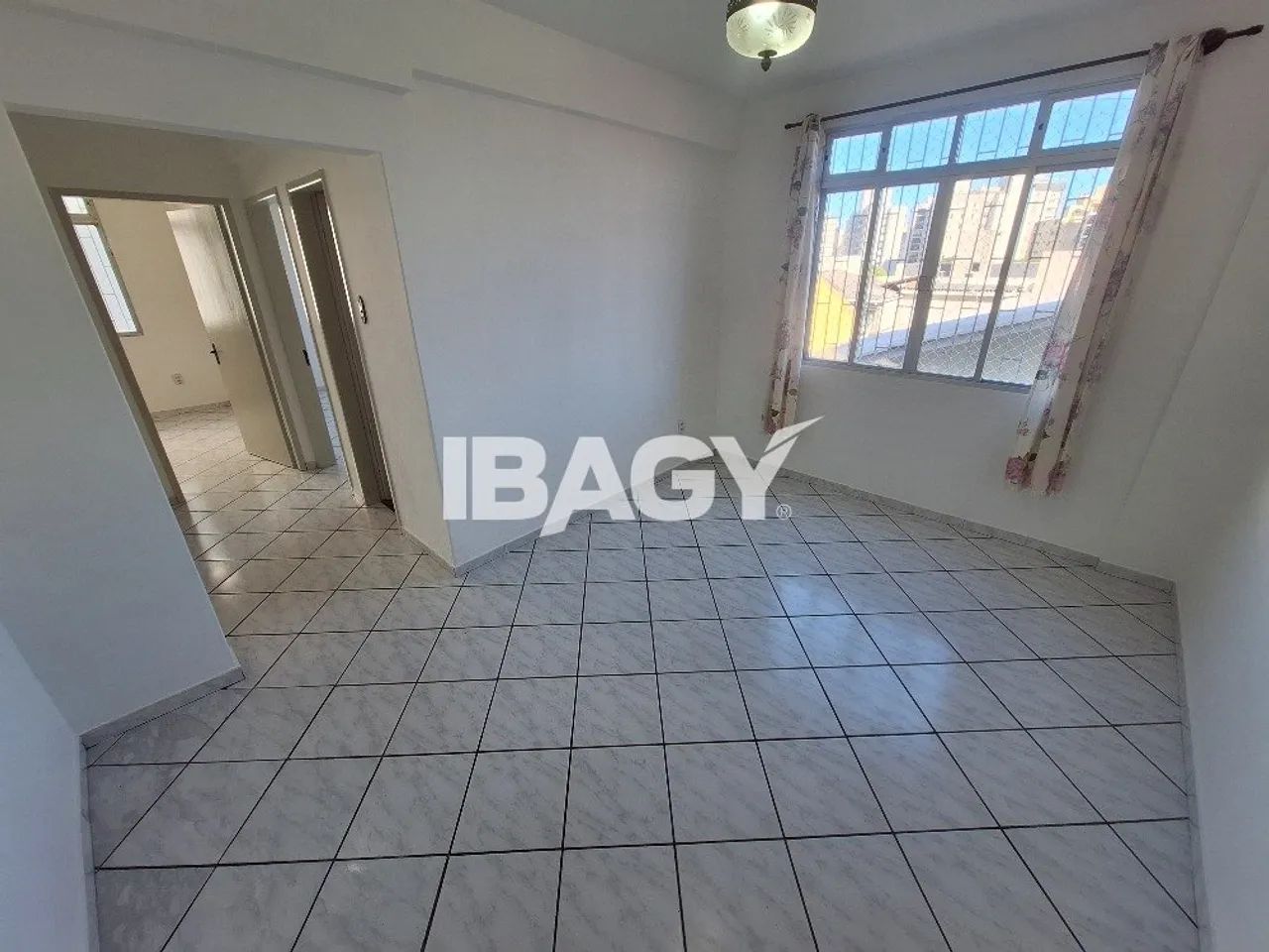 Excelente Apartamento 2 dormitório(s) em Centro - Florianópolis - Foto 2