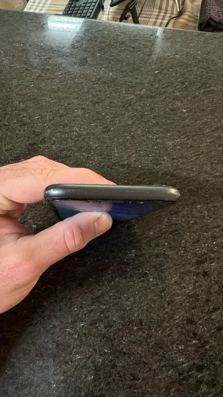 Iphone 11 64GB - Foto 3