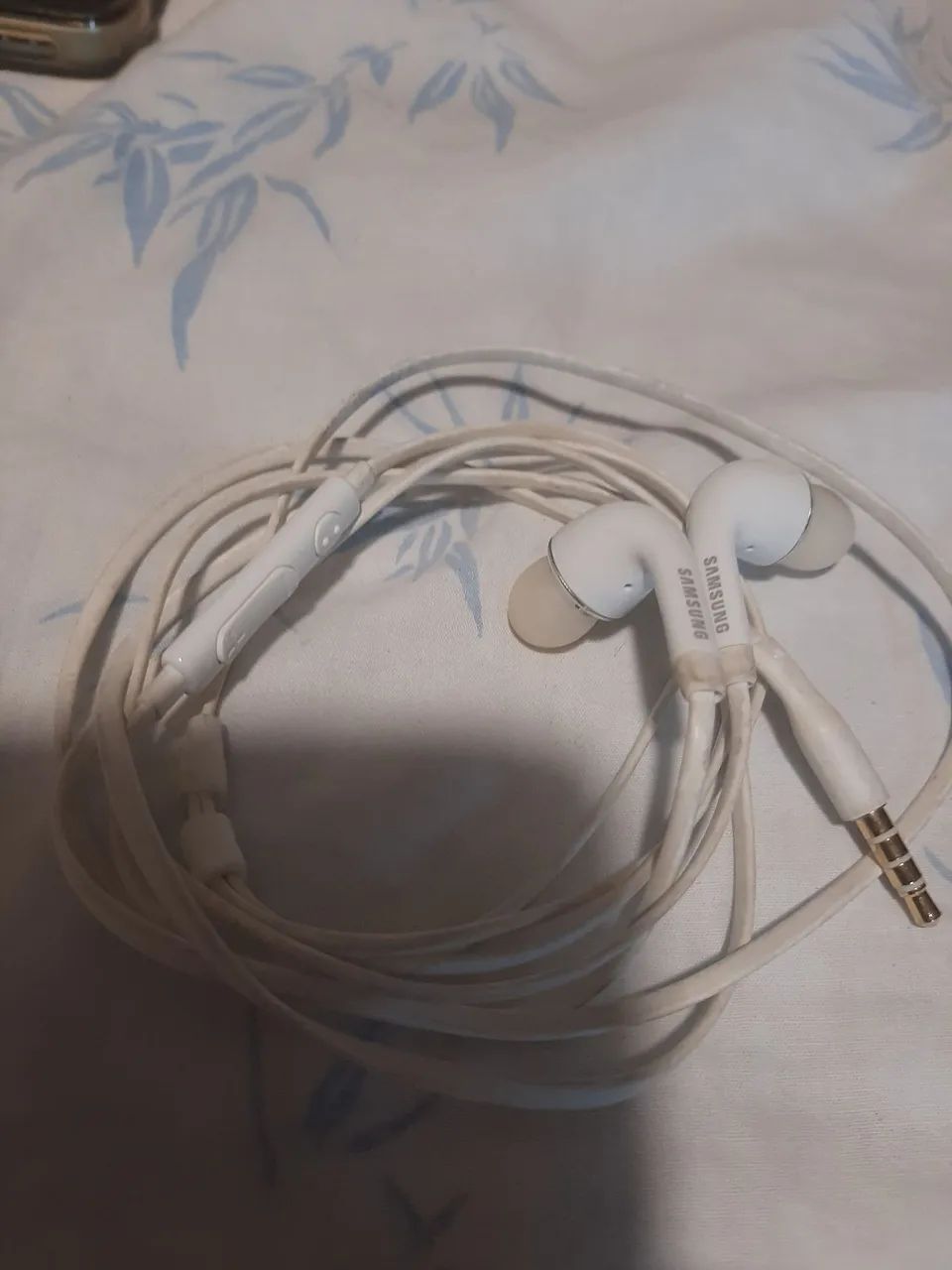 Fone de ouvido Samsung de fio
