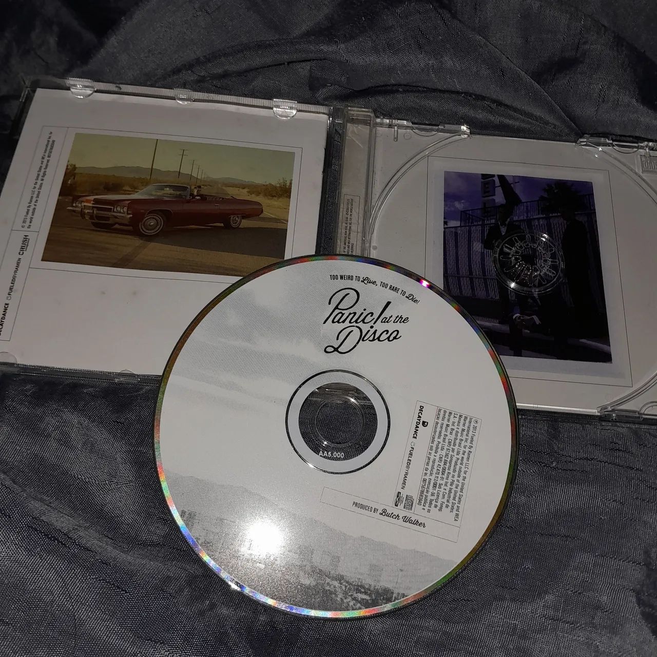 2 cds Panic at the disco - Foto 3