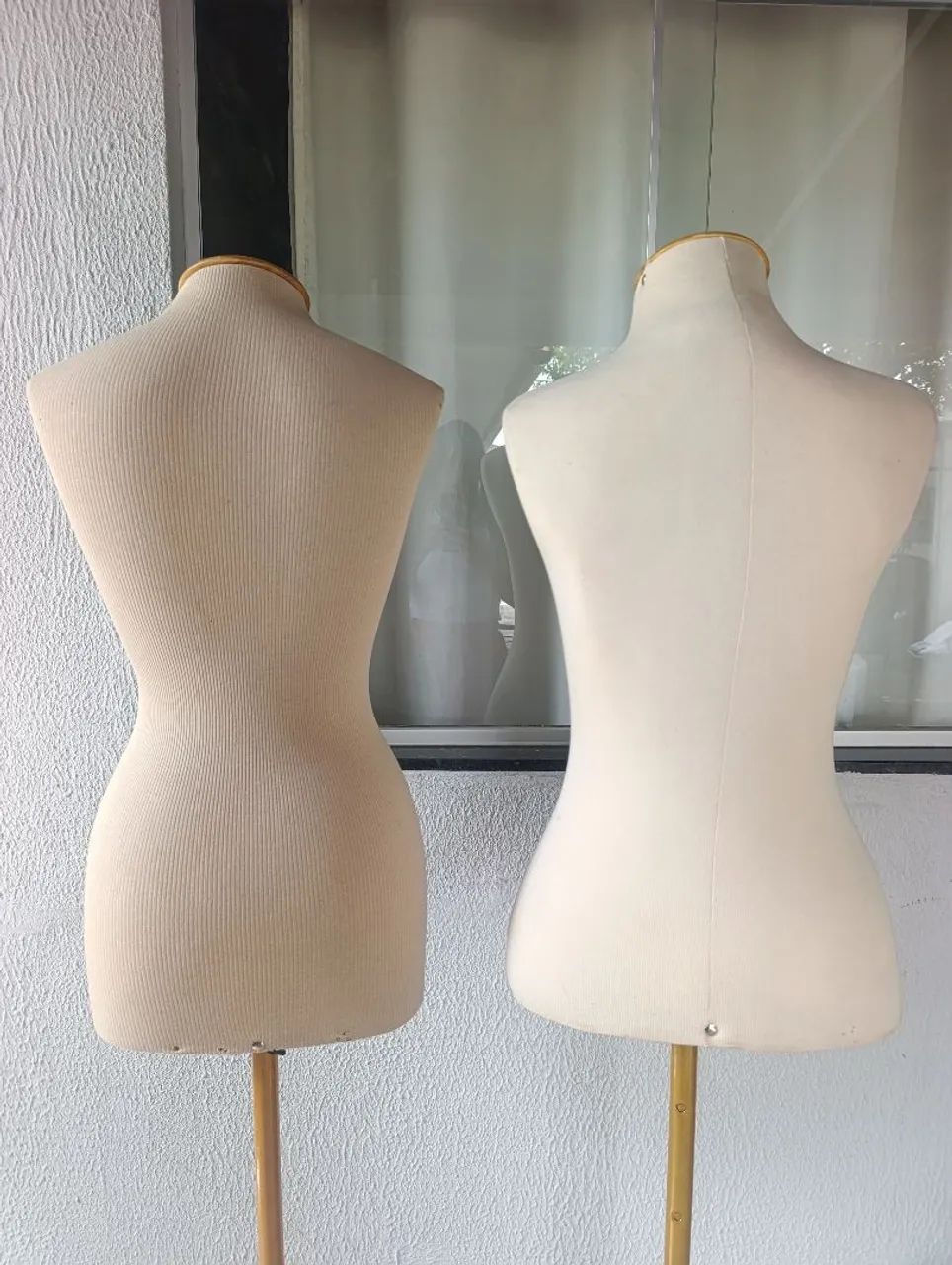Kit Maniquim com pé de ferro dourado  - Foto 3