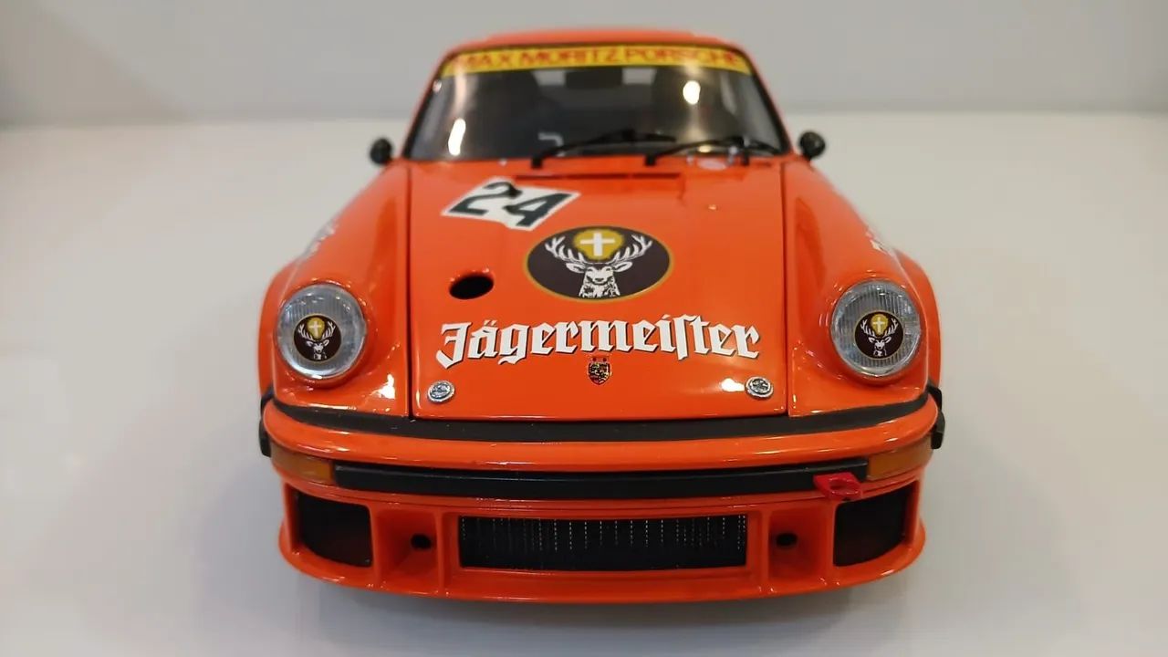 Miniatura Porsche 934 RSR 1976 1/18 - Hobbies e coleções - Vila