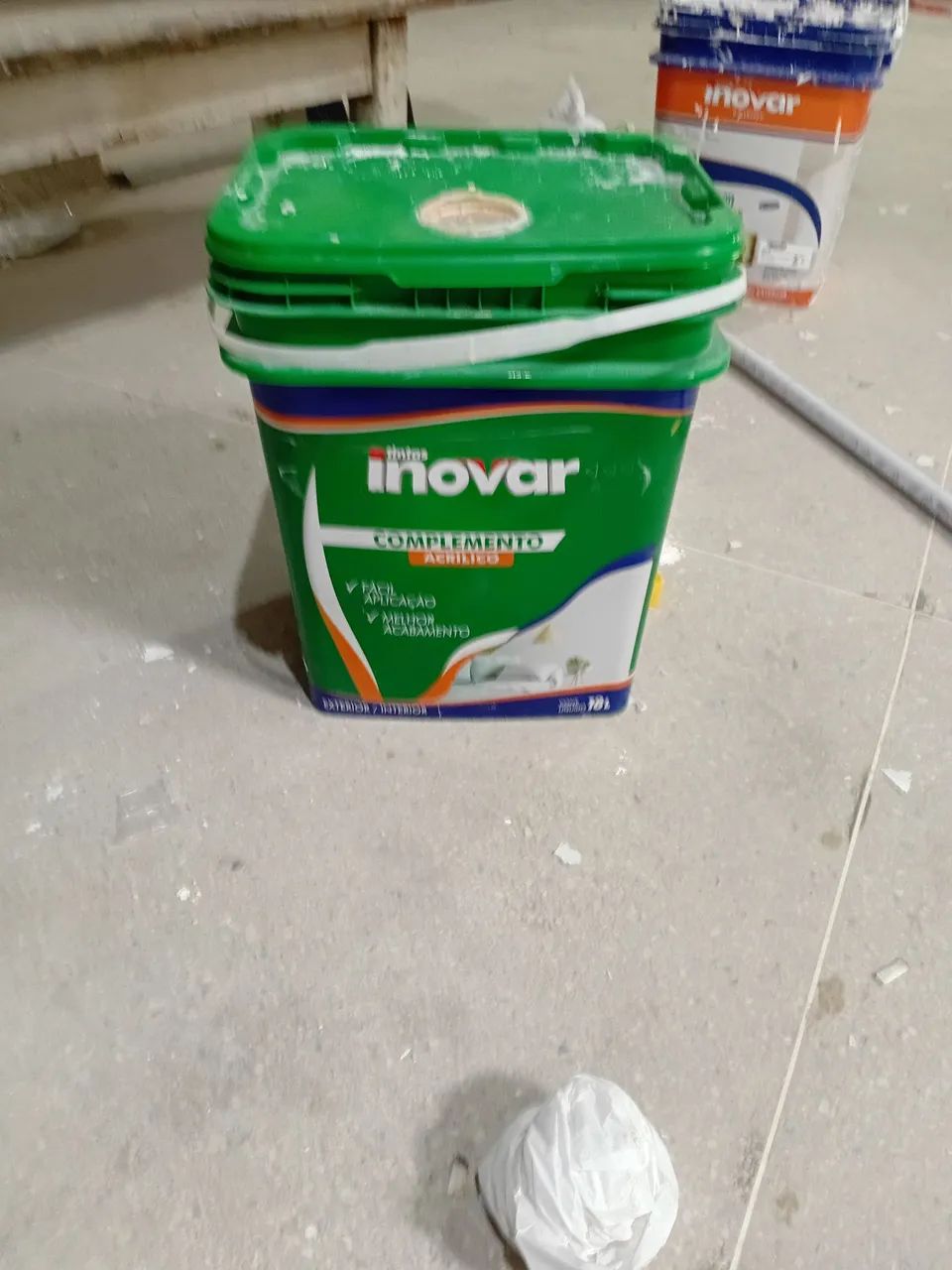 Tinta inovar branco gelo