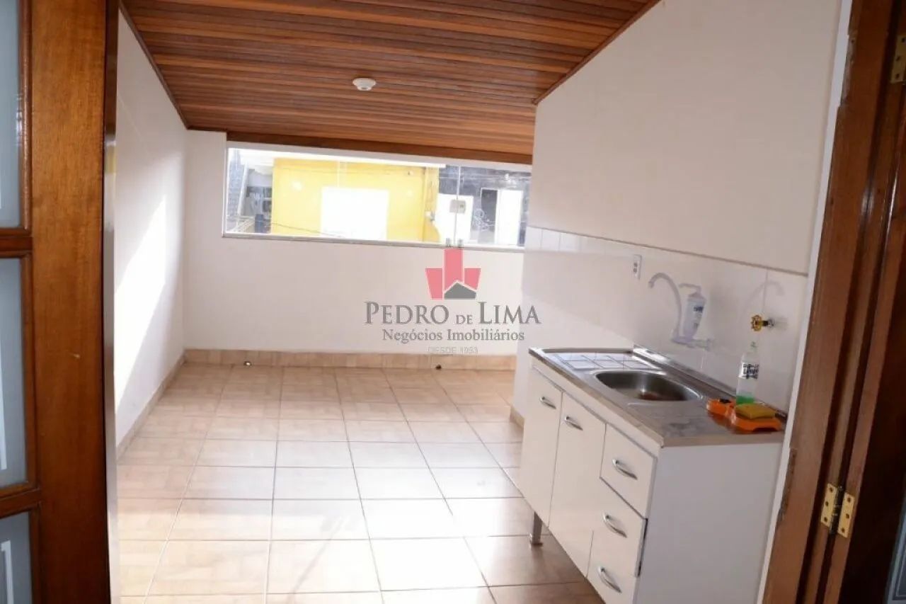 Sobrado na Ponte Rasa com 111m², 3 Dormitórios, 1 Suíte, Sacada e 2 Vagas - Foto 4