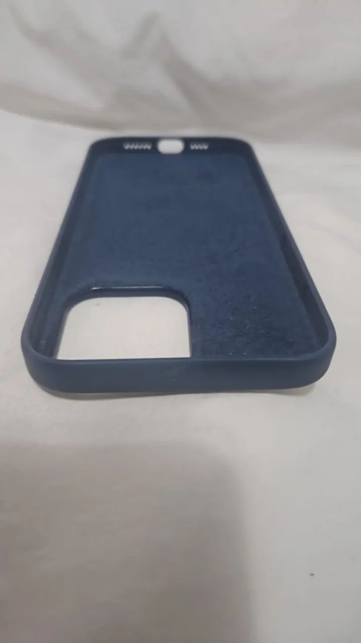CAPINHA ORIGINAL APPLE - iPHONE 15 PRO MAX - Foto 3