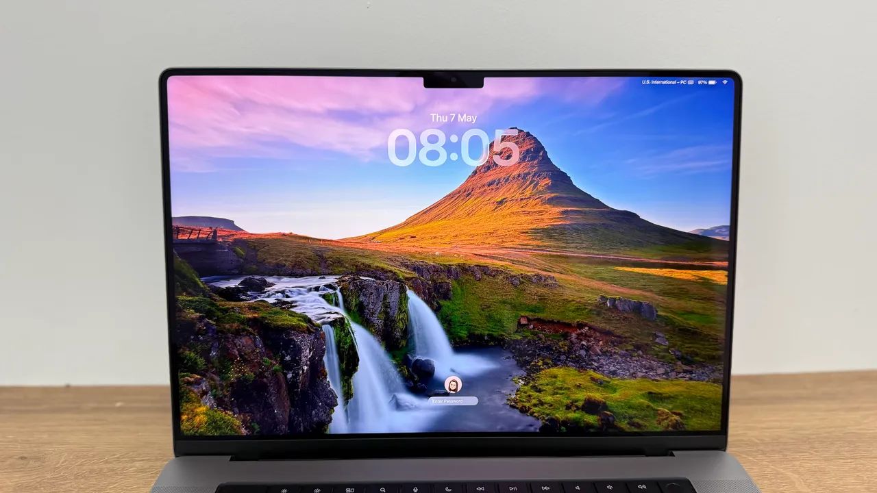 MacBook Pro 2021 M1 Max 32gb RAM 1TB SSD - Notebooks - Condomínio