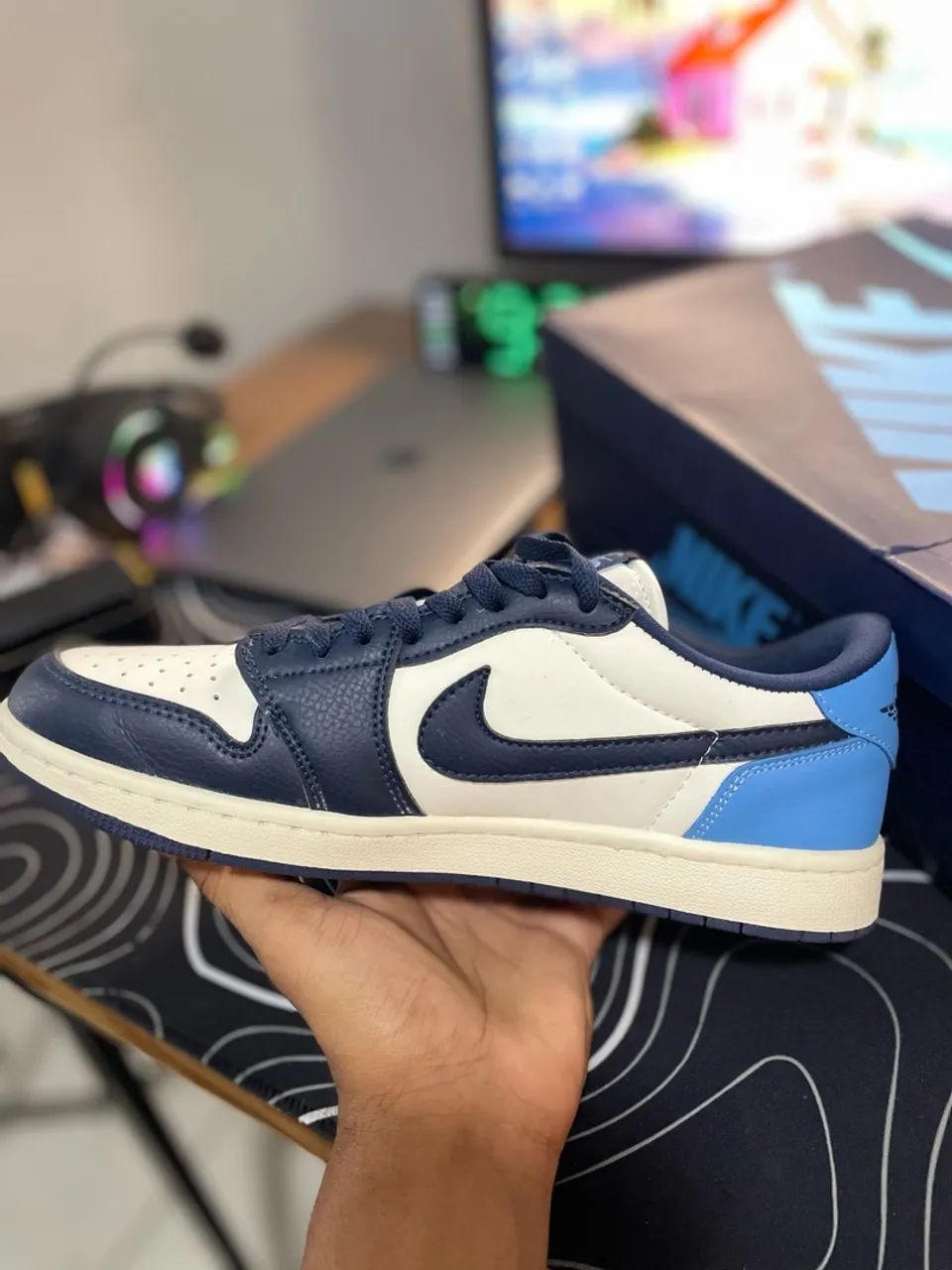 Tênis Air Jordan 1 low OG Obsidian  - Foto 3