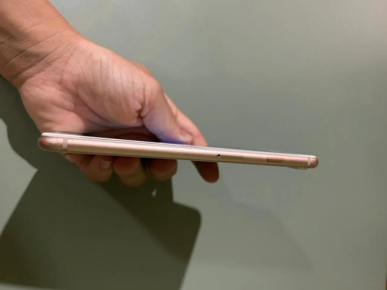 IPHONE 8PLUS 64GB - Foto 2