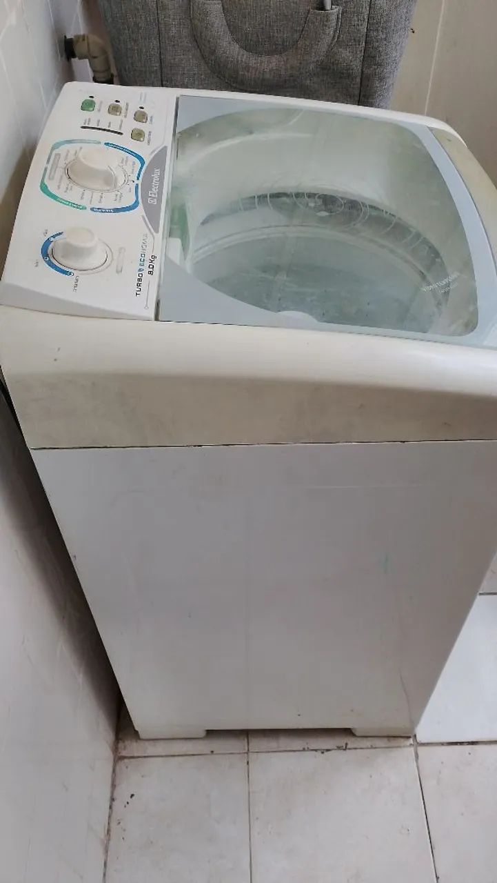 Máquina de Lavar Roupa ELETROLUX