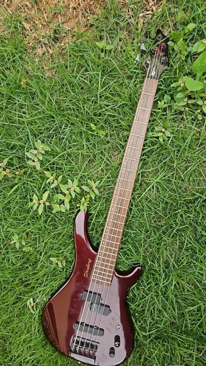 Baixo Steinberg 5 cordas