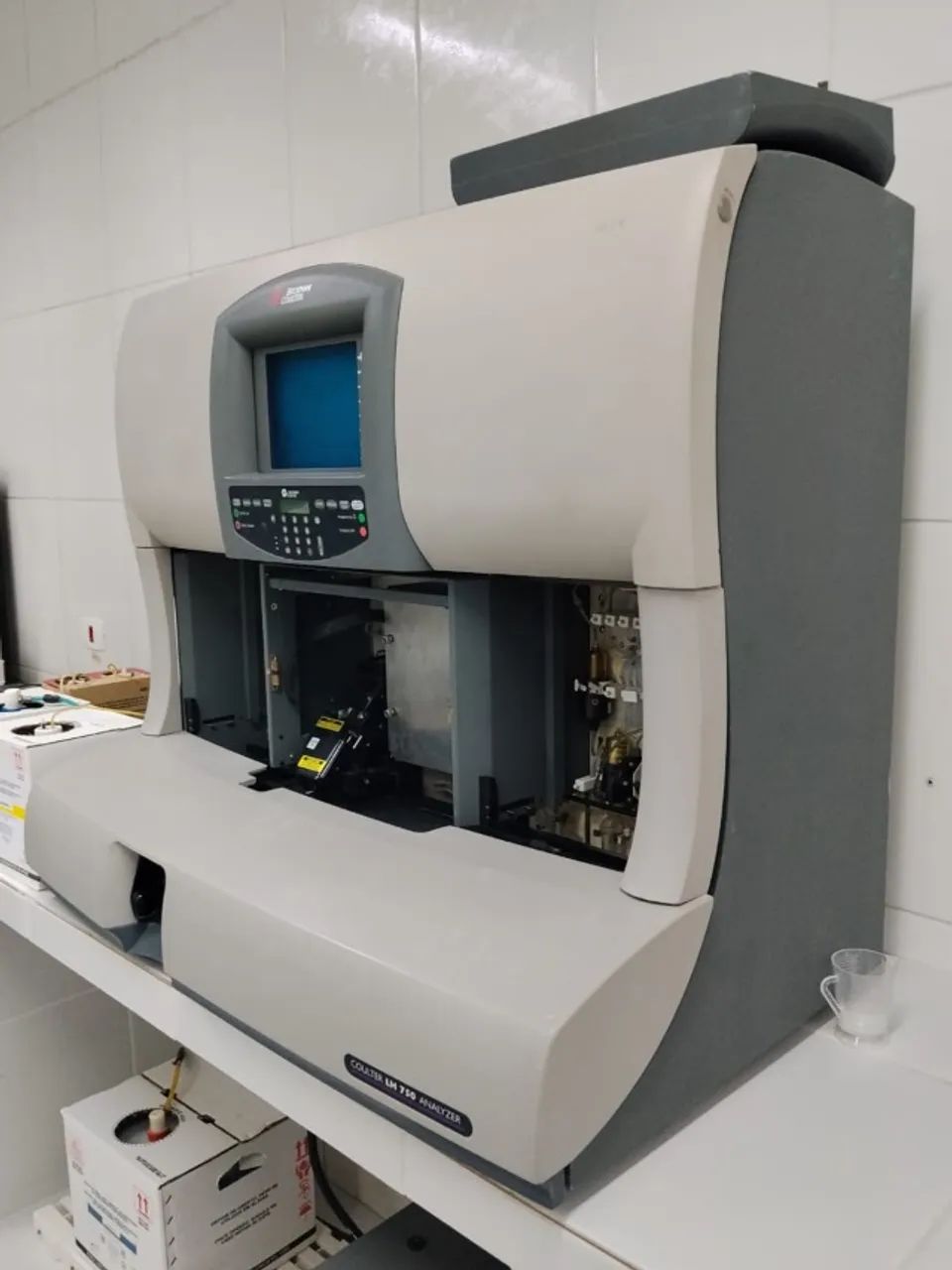 LH EQUIPAMENTO DE HEMATOLOGIA