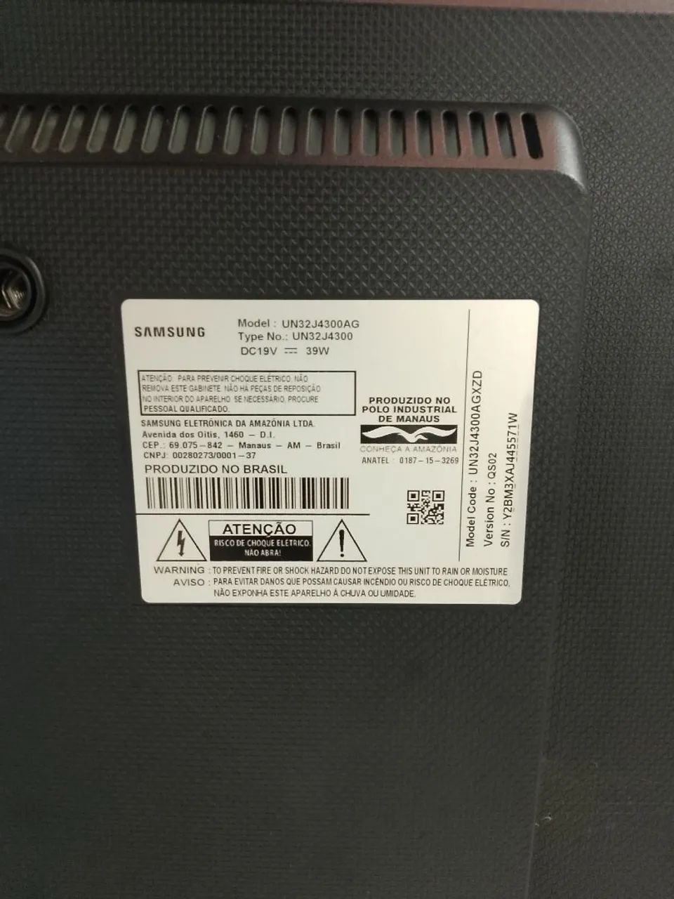 Tv smart 32 pra retirada de peças 100$