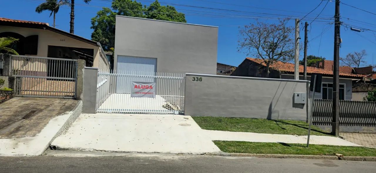 ALUGO BARRACÃO NOVO COM 300M2