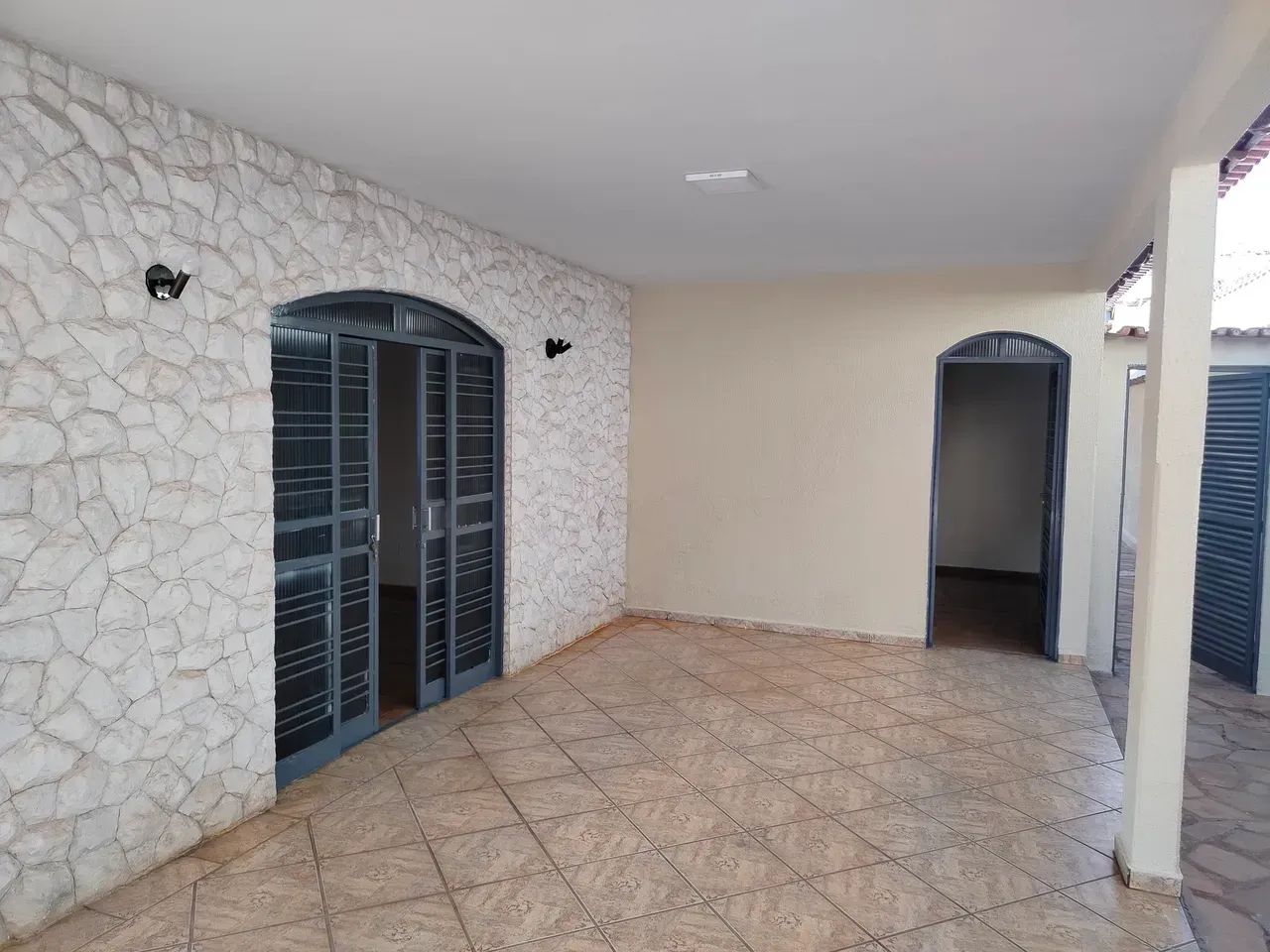 Imóvel para alugar com 04 quartos no Setor Sudoeste, Goiânia/GO - Foto 4