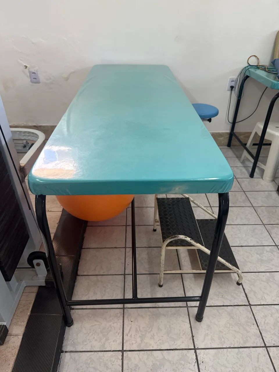 Cama/Diva hospitalar ou ambulatorial 