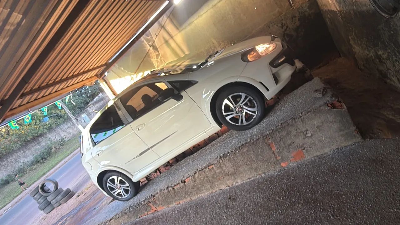 Fiat Punto Punto BLACKMOTION Dual. 1.8 Flex 16v 5p 2016
