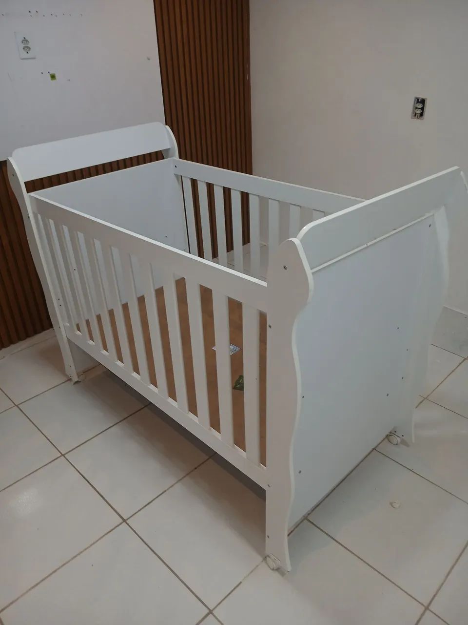 Berço tradicional de bebê  - Foto 3