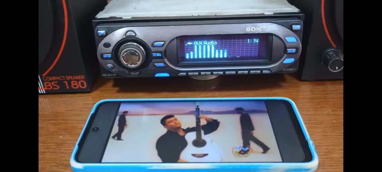 Rádio CD Sony gráficos CDX-GT707DX Bluetooth