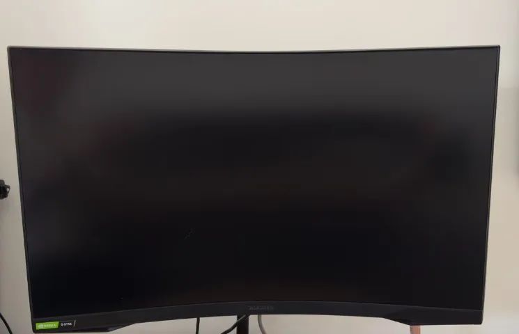 Monitor Curvo Samsung Odyssey G7 27 Polegadas 4k 1ms - Gamer