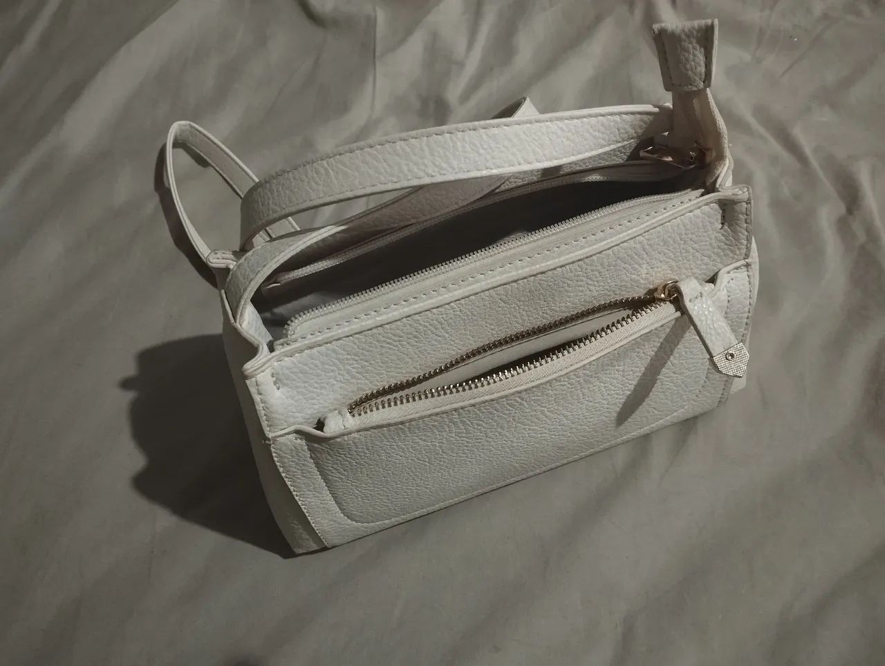 Bolsa transversal feminina 