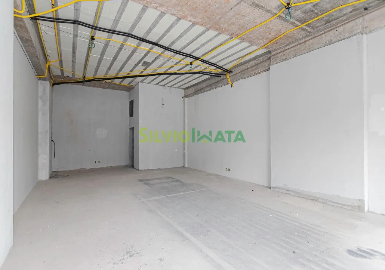 EXCELENTE SALA DE COMERCIAL 82,54 M² PARA LOCAR PRÓXIMO À AVENIDA COLOMBO. - Foto 3