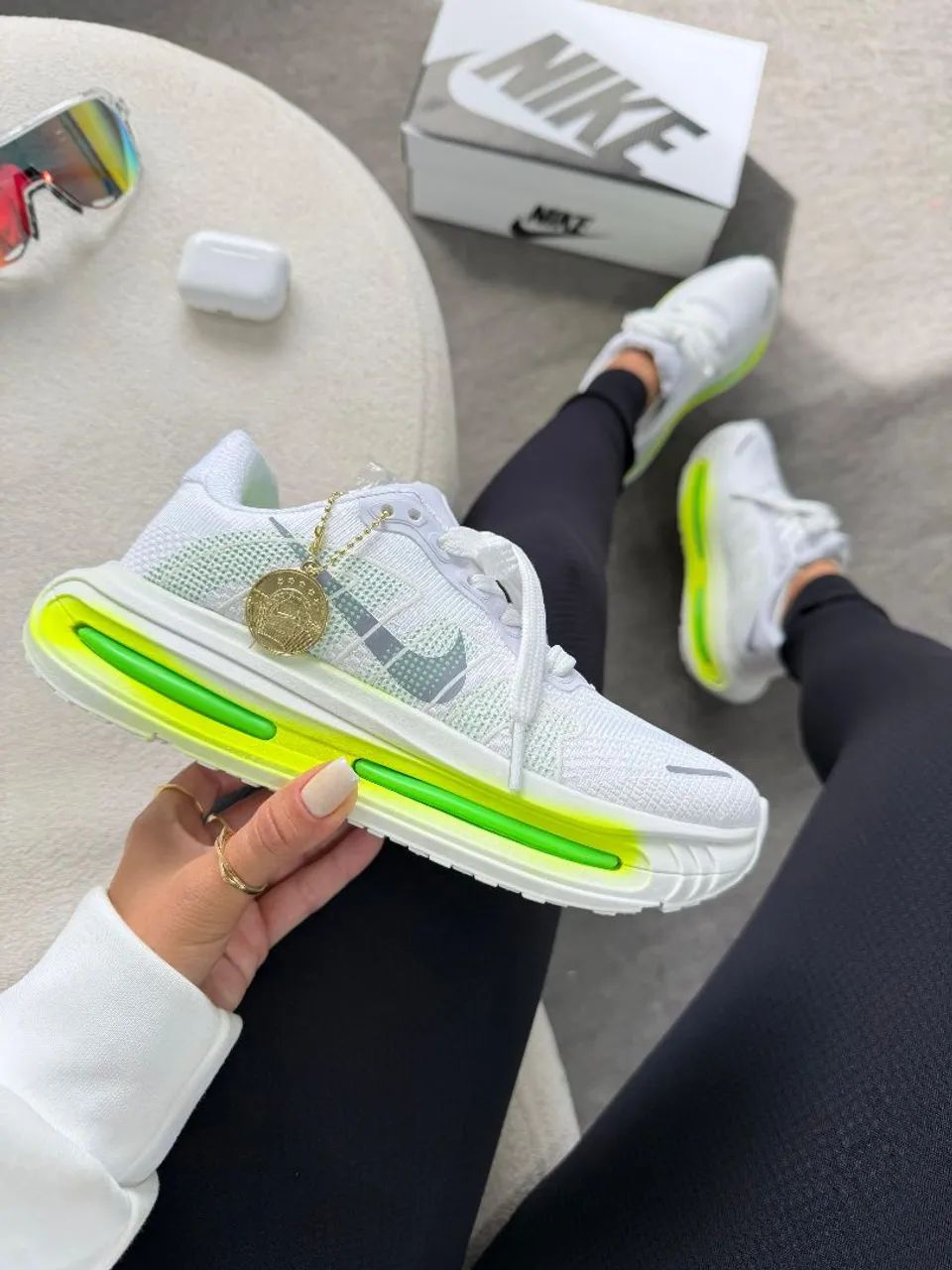 Tênis Nike Run vomero Muito Lindo e  Confortável! 