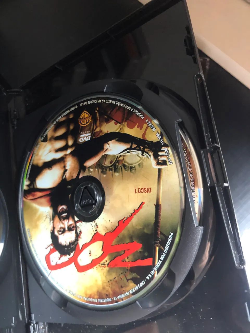 DVD 300 edição dupla com luva - Foto 2